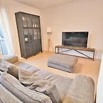 דירה *grand T3*lumineux*vue*parking*